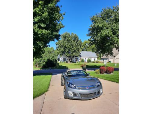 2008 Saturn Sky Red Line
