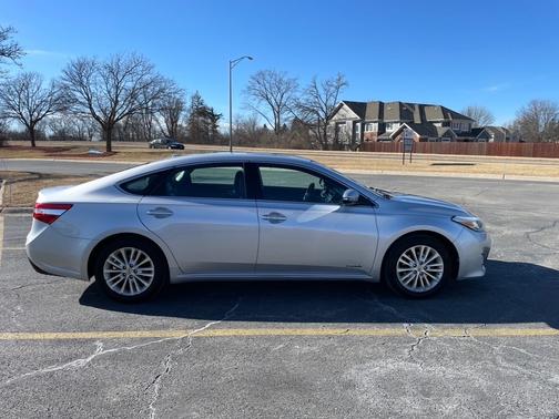 2014 Toyota Avalon Hybrid XLE Premium