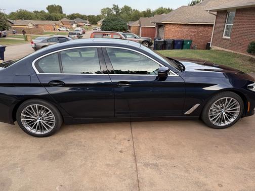 2019 BMW 530 i