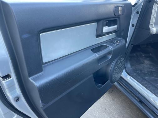 Silver 2007 Toyota FJ Cruiser Base