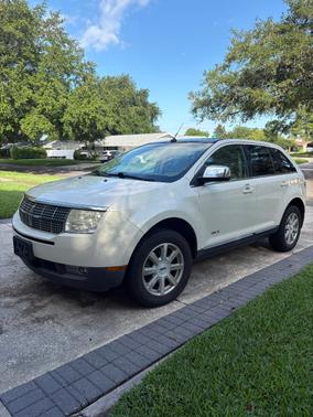 Beige 2007 Lincoln MKX Base