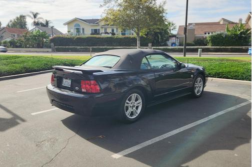 Black 2004 Ford Mustang Base