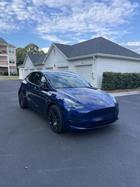 2023 Tesla Model Y Performance