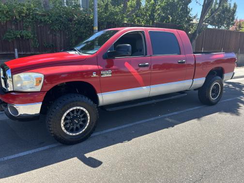 2007 Dodge Ram 2500 SLT Mega Cab