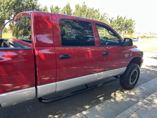 2007 Dodge Ram 2500 SLT Mega Cab