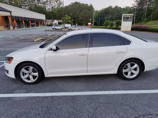 2014 Volkswagen Passat 1.8T SE