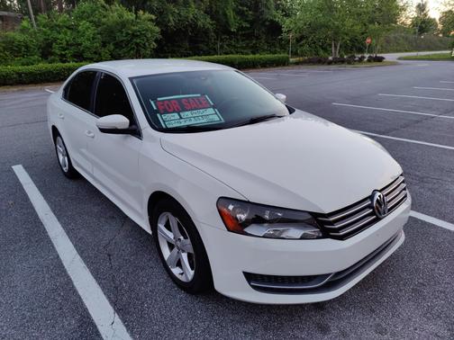 2014 Volkswagen Passat 1.8T SE
