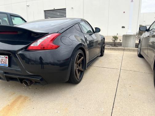 Photo 5 of 6 of 2014 Nissan 370Z Base