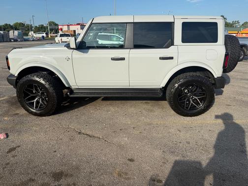 Gray 2026 Ford Bronco Outer Banks