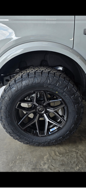 Gray 2026 Ford Bronco Outer Banks