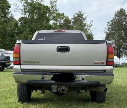 2003 GMC Sierra 2500 SLT H/D Crew Cab