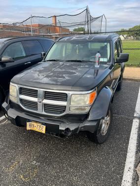 Black 2009 Dodge Nitro SE