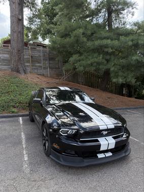 Black 2014 Ford Mustang V6