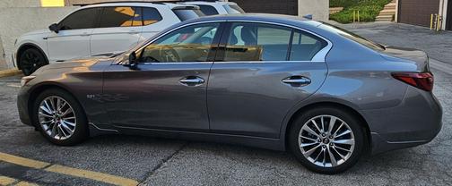 2018 INFINITI Q50 2.0t LUXE