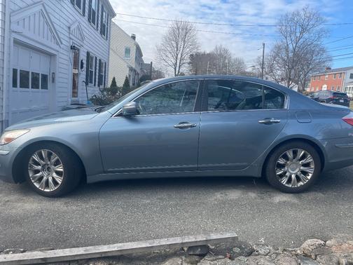 2009 Hyundai Genesis 3.8