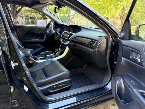 Black 2013 Honda Accord EX-L