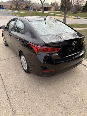 Black 2019 Hyundai Accent SE