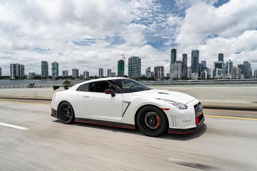 White 2016 Nissan GT-R NISMO