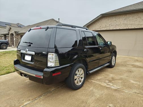 2006 Mercury Mountaineer Luxury