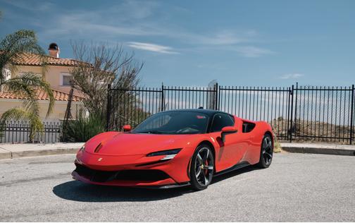 2022 Ferrari SF90 Stradale Base
