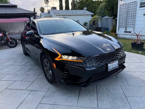 Black 2021 Kia K5 LXS