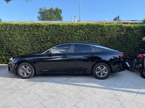 Black 2021 Kia K5 LXS