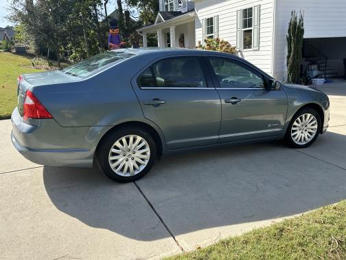 2012 Ford Fusion Hybrid Base