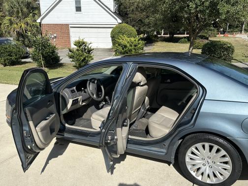 2012 Ford Fusion Hybrid Base