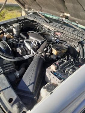 White 1996 Chevrolet Blazer LT