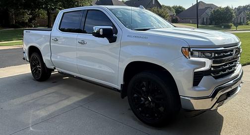 White 2022 Chevrolet Silverado 1500 LTZ