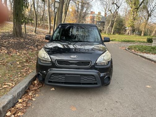 2013 Kia Soul Base