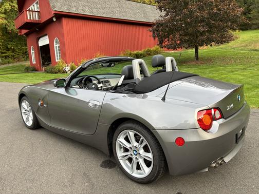 Gray 2003 BMW Z4 3.0i