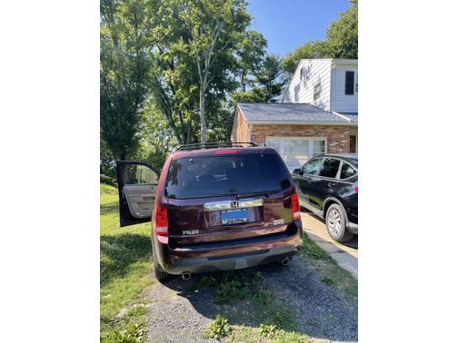 Photo 2 of 8 of 2014 Honda Pilot Touring