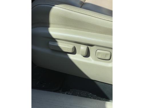 Photo 5 of 8 of 2014 Honda Pilot Touring