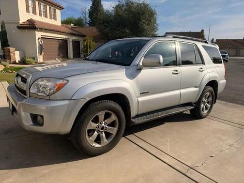 Silver 2007 Toyota 4Runner Limited