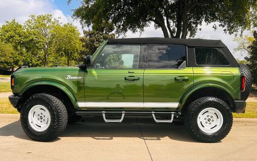 Green 2022 Ford Bronco Outer Banks