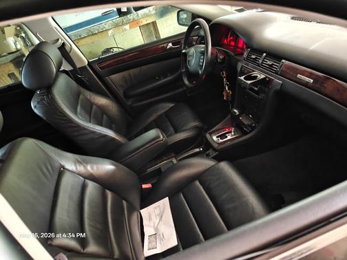 Gray 2004 Audi A6 4.2 quattro