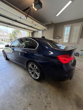 2017 BMW 330 i