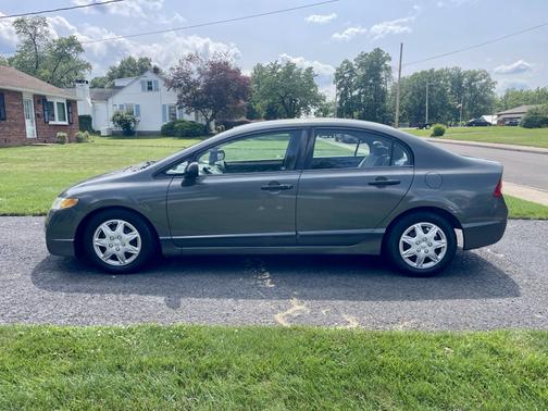 Gray 2009 Honda Civic VP