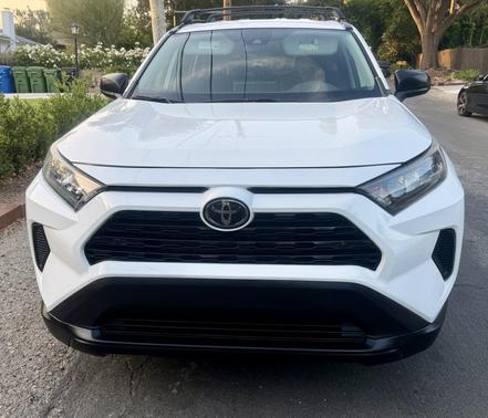 White 2019 Toyota RAV4 LE