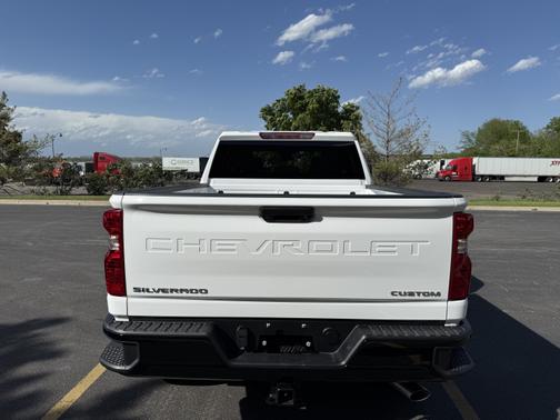 2025 Chevrolet Silverado 2500 Custom