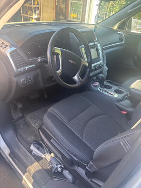 Silver 2015 GMC Acadia SLE-1