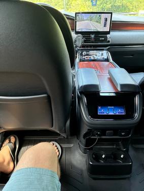 Black 2022 Lincoln Navigator L Standard