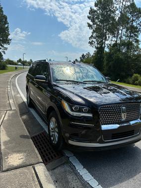 Black 2022 Lincoln Navigator L Standard