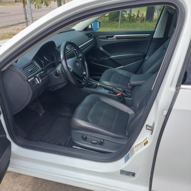 2016 Volkswagen Passat 1.8T SE