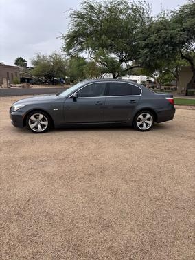 Gray 2008 BMW 528 i