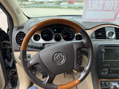 Brown 2011 Buick Enclave 2XL