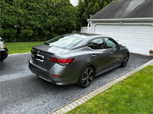 2021 Nissan Sentra SR
