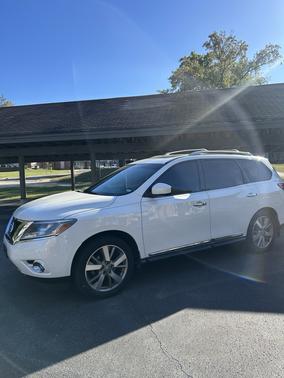 2014 Nissan Pathfinder Platinum