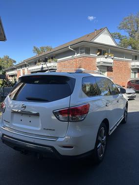 2014 Nissan Pathfinder Platinum
